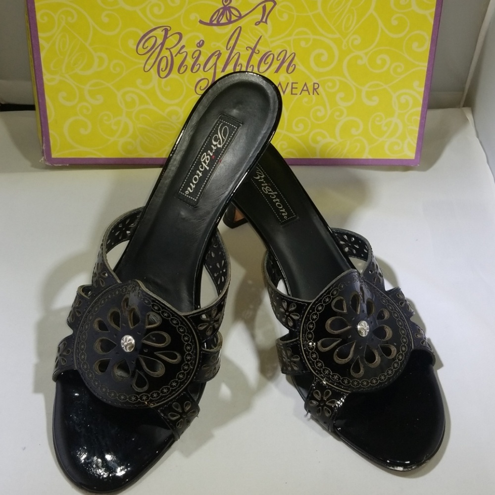 Brighton Tulip black Sandals
